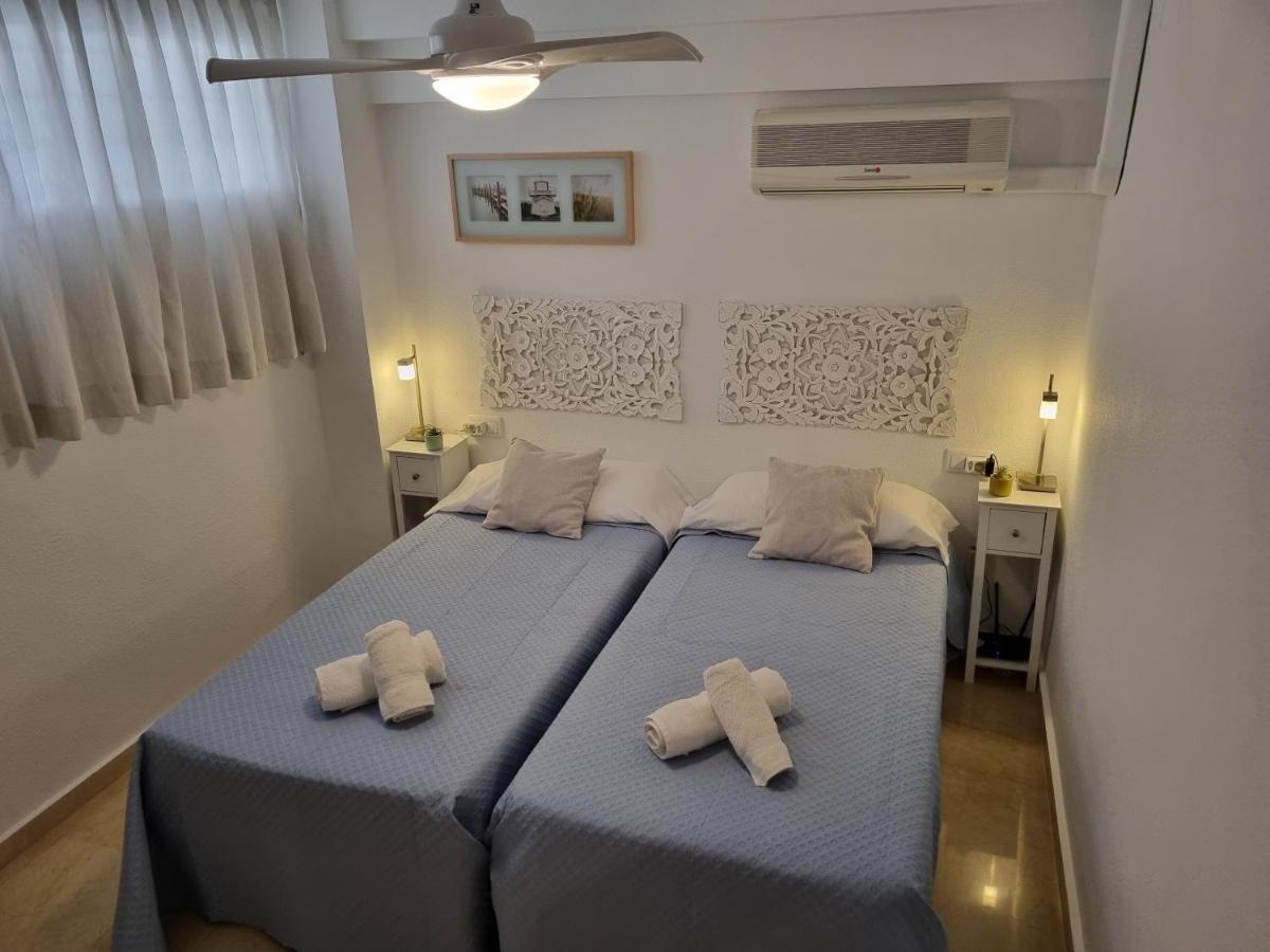 Ideal Familias En Urbanizacion De Lujo A 600M De La Playa Levante Con Wifi, Ac Y Parking Benidorm Exterior photo