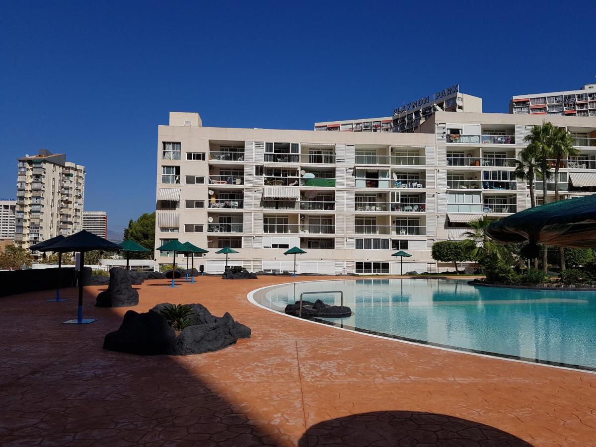Ideal Familias En Urbanizacion De Lujo A 600M De La Playa Levante Con Wifi, Ac Y Parking Benidorm Exterior photo